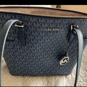 Micheal Korea bag new with out Tags